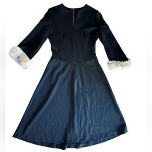 Women's Black V Neck Dress w/ Faux Fur Arm Sleeve Game Of Thrones Size Medium